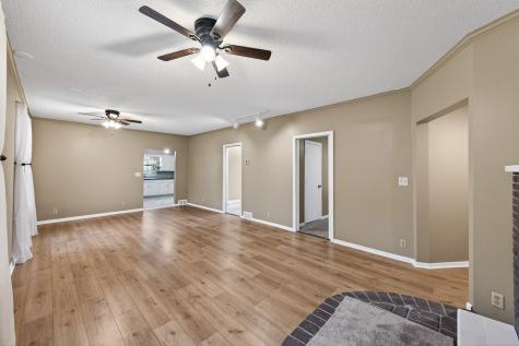 13046 Newell Avenue Lindstrom MN 55045
