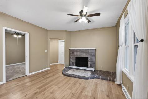 13046 Newell Avenue Lindstrom MN 55045