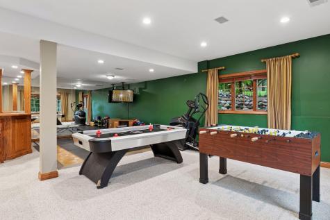 10 Apple Orchard Court Dellwood MN 55110