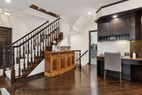 10 Apple Orchard Court Dellwood MN 55110