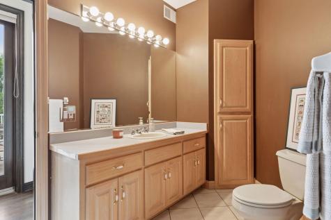 10 Apple Orchard Court Dellwood MN 55110