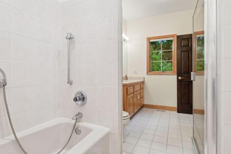 10 Apple Orchard Court Dellwood MN 55110
