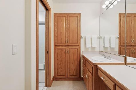 10 Apple Orchard Court Dellwood MN 55110
