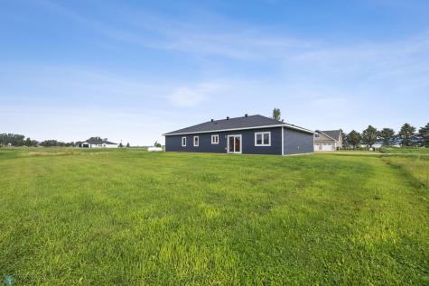 301 Pine Drive Hankinson ND 58041