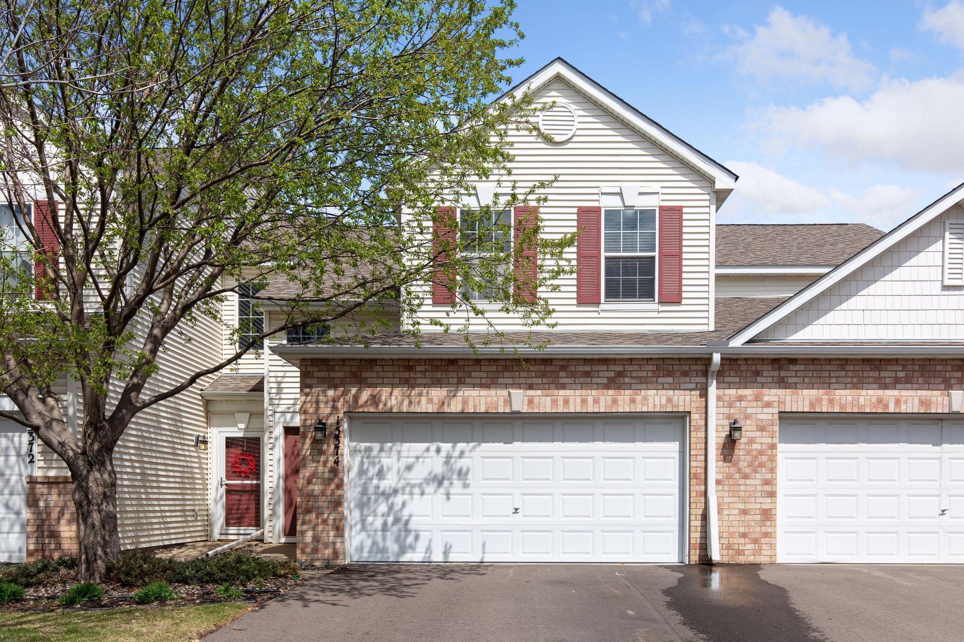 15374 Flower Way Apple Valley MN 55124