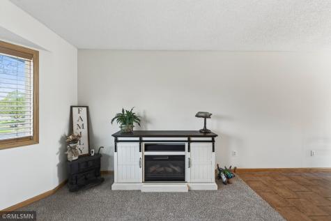 6124 258th Street Wyoming MN 55092