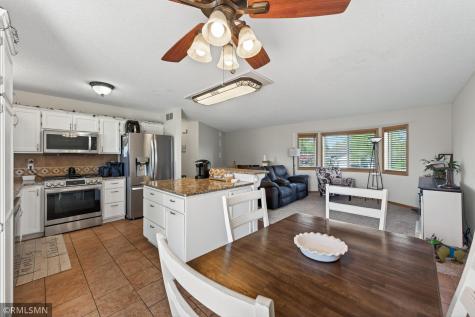 6124 258th Street Wyoming MN 55092