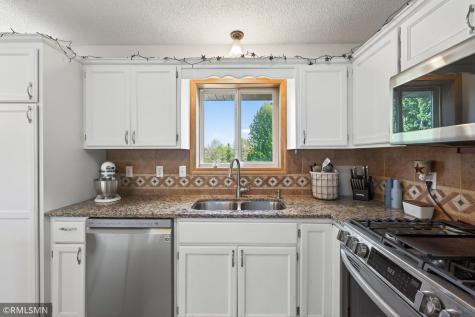 6124 258th Street Wyoming MN 55092