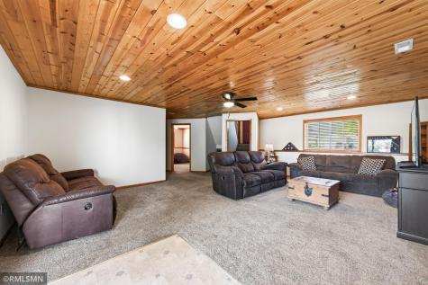 6124 258th Street Wyoming MN 55092