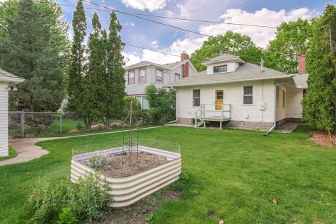 1740 Wellesley Avenue Saint Paul MN 55105