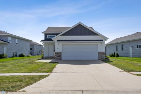 811 Cathy Drive W West Fargo ND 58078
