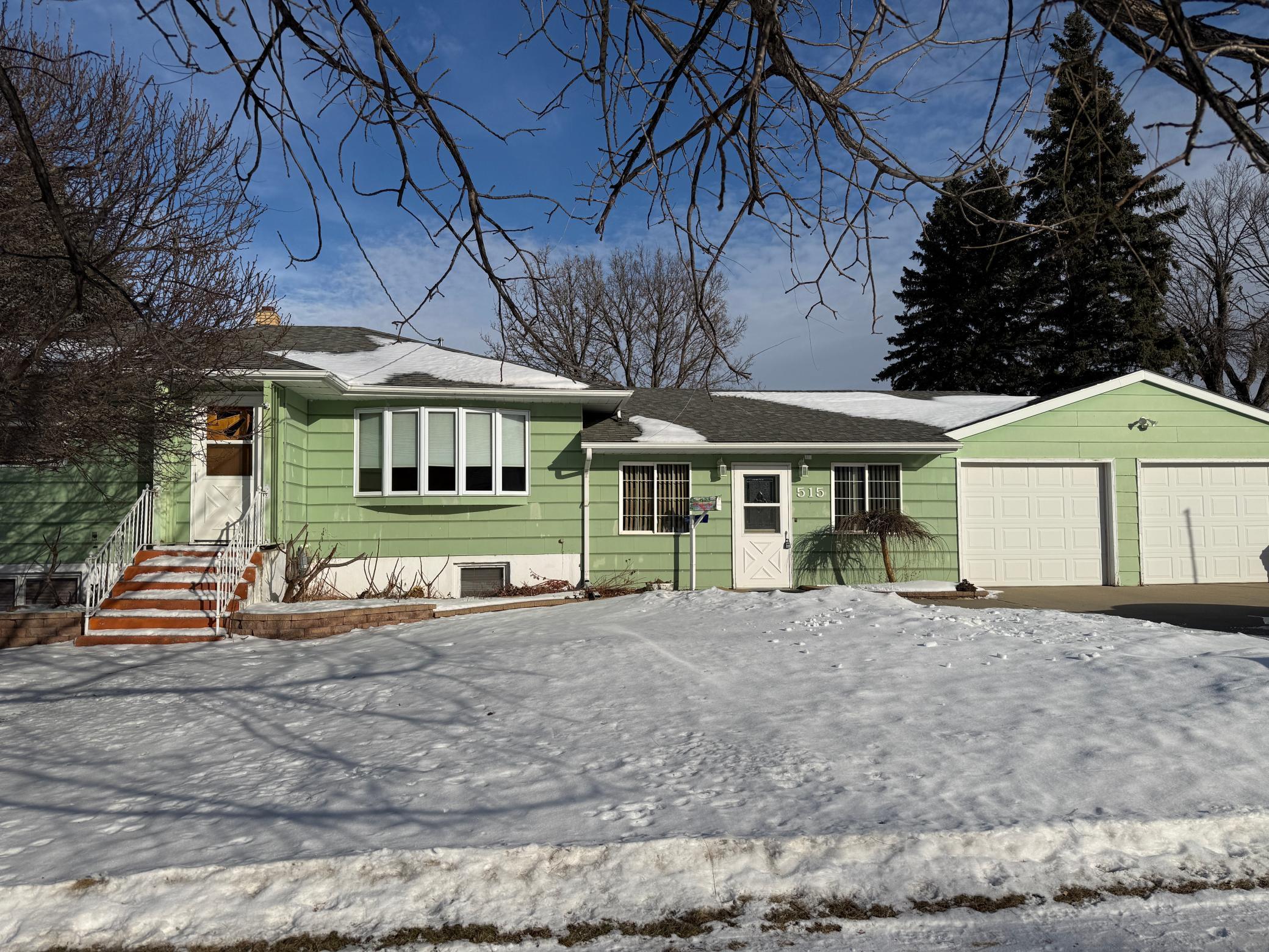 515 3rd Street SE Valley City ND 58072