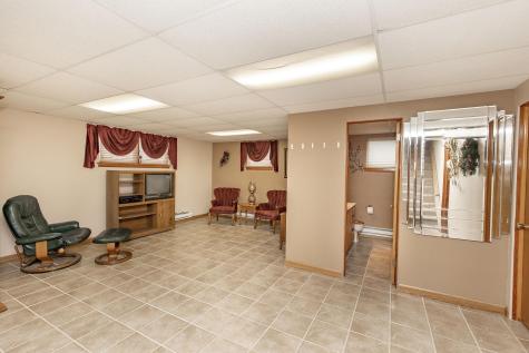 515 3rd Street SE Valley City ND 58072