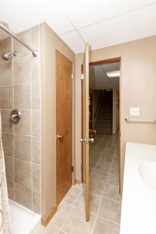 515 3rd Street SE Valley City ND 58072