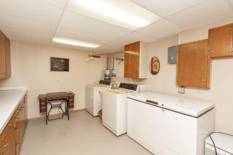 515 3rd Street SE Valley City ND 58072