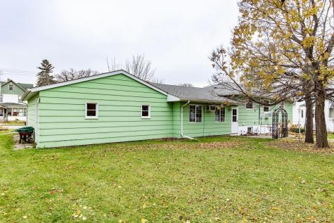 515 3rd Street SE Valley City ND 58072