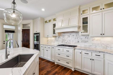 5990 Black Oaks Lane N Plymouth MN 55446