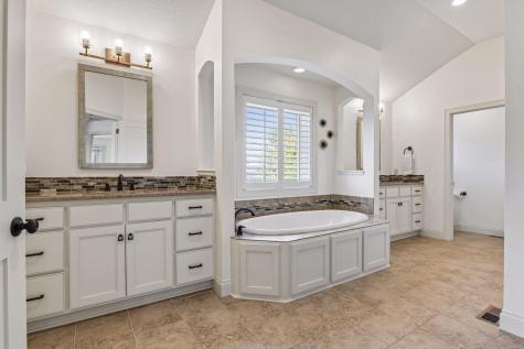 5990 Black Oaks Lane N Plymouth MN 55446