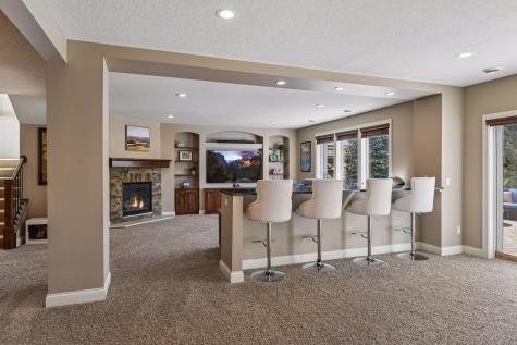 5990 Black Oaks Lane N Plymouth MN 55446