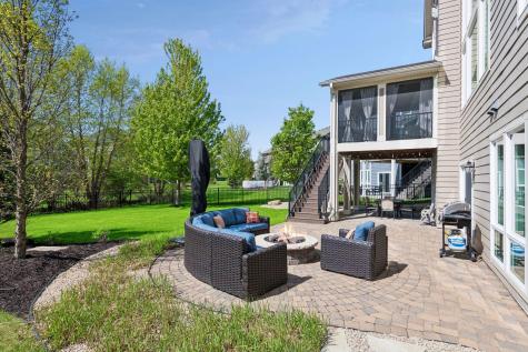 5990 Black Oaks Lane N Plymouth MN 55446