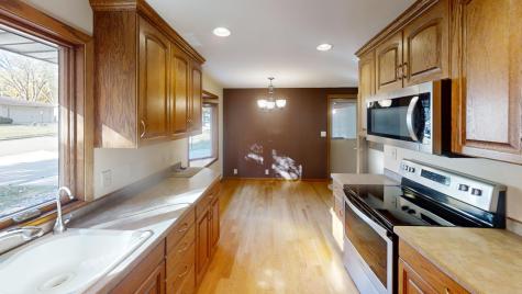 1704 Plainview Lane Albert Lea MN 56007