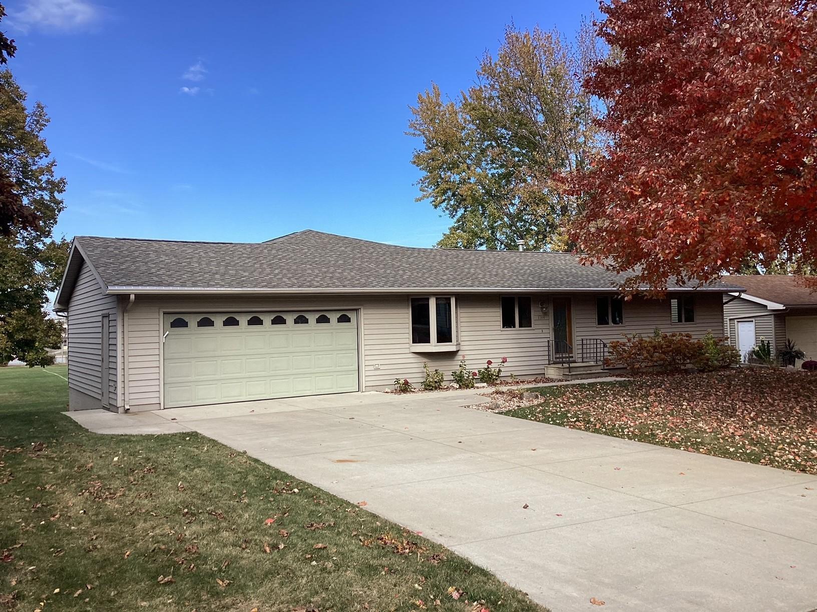 1704 Plainview Lane Albert Lea MN 56007