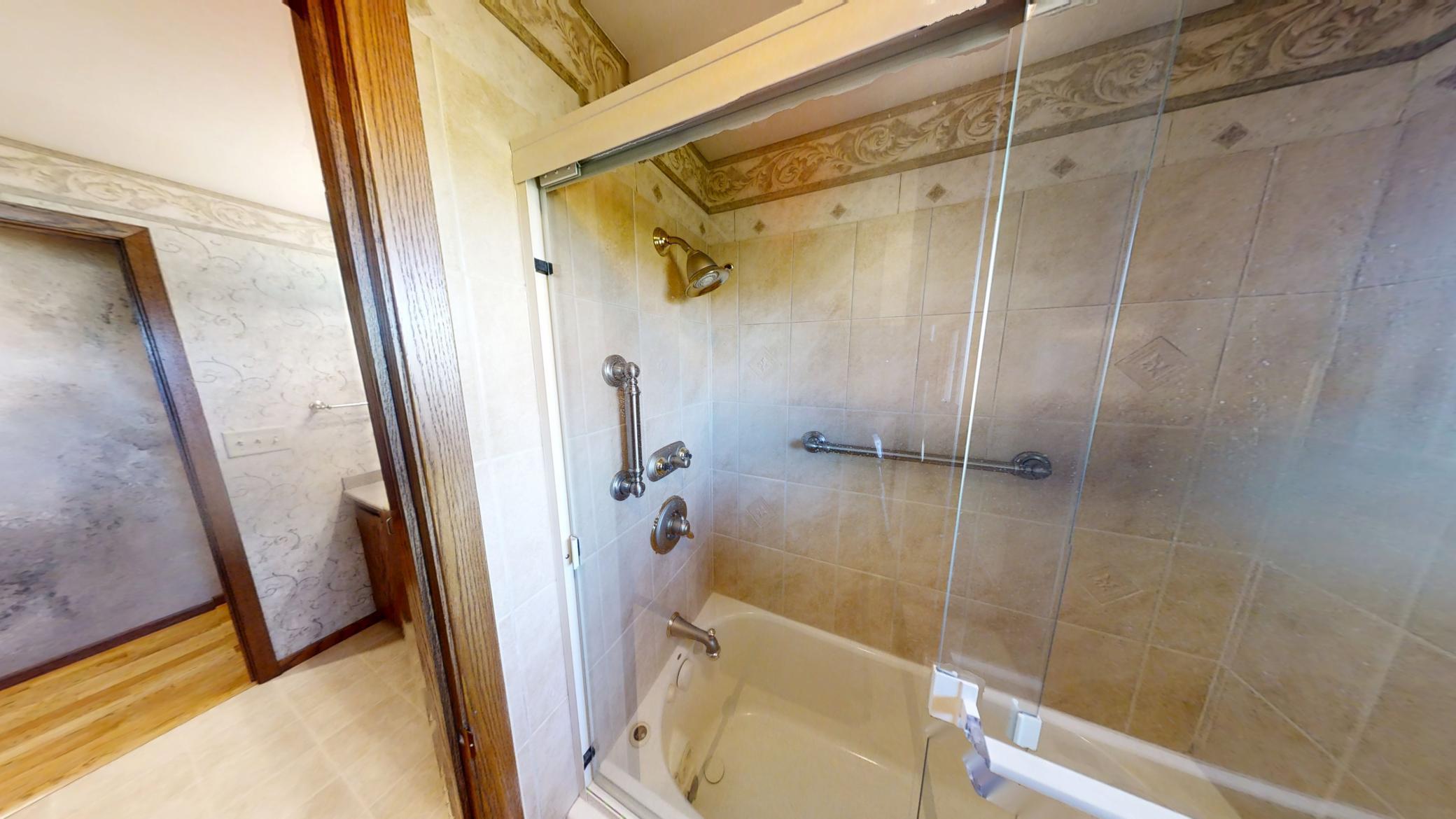 1704 Plainview Lane Albert Lea MN 56007