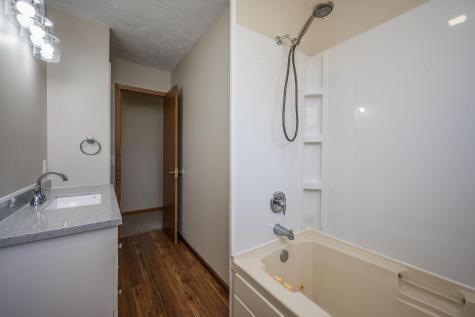 1721 Bantom Place Worthington MN 56187