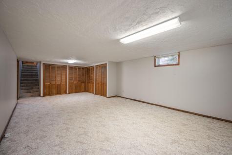 1721 Bantom Place Worthington MN 56187