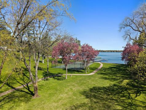 17950 Breezy Point Road Woodland MN 55391