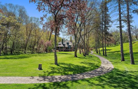 17950 Breezy Point Road Woodland MN 55391