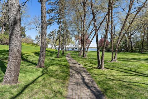 17950 Breezy Point Road Woodland MN 55391