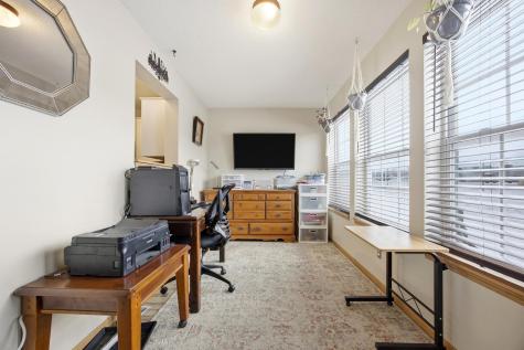 328 30th Street N Moorhead MN 56560