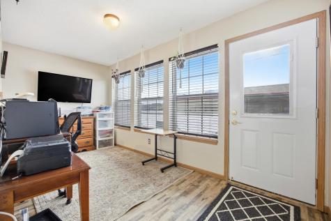 328 30th Street N Moorhead MN 56560