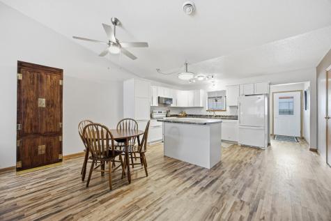 328 30th Street N Moorhead MN 56560