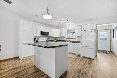 328 30th Street N Moorhead MN 56560