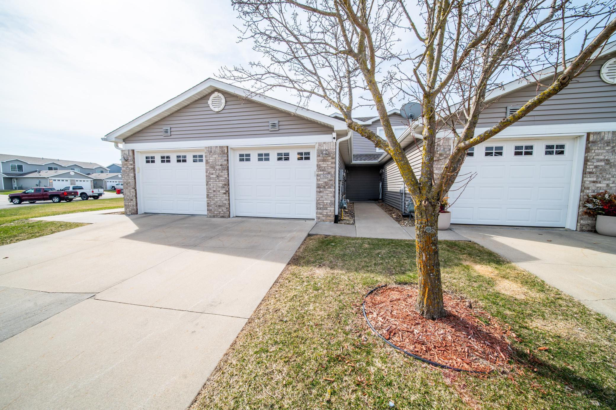 562 Pointe Ct SW Rochester MN 55902
