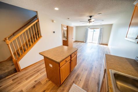 562 Pointe Ct SW Rochester MN 55902