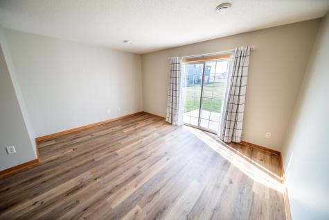 562 Pointe Ct SW Rochester MN 55902