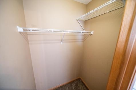 562 Pointe Ct SW Rochester MN 55902