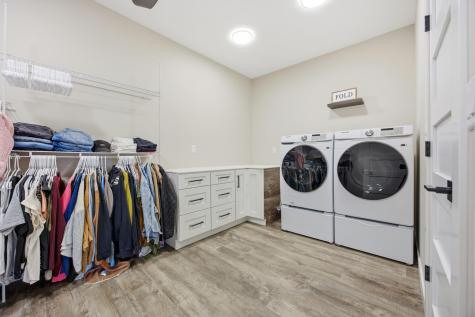 100 Annies Way Mapleton ND 58059