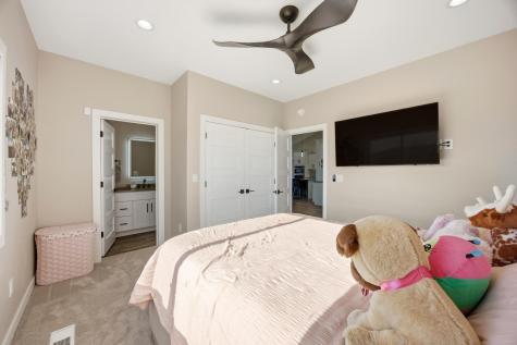 100 Annies Way Mapleton ND 58059