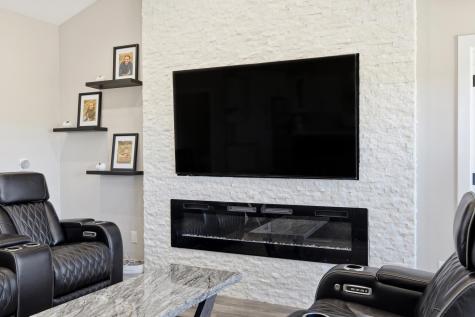 100 Annies Way Mapleton ND 58059