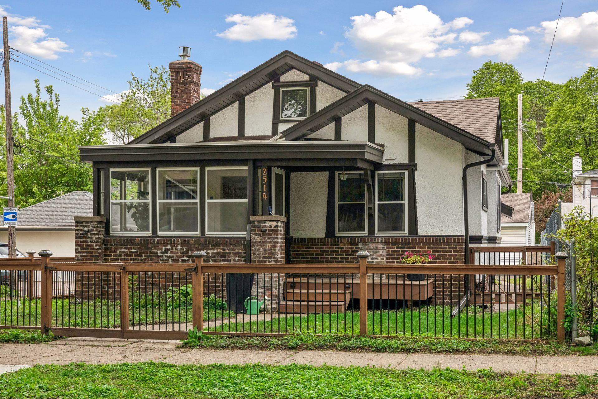 2514 Hayes Street NE Minneapolis MN 55418