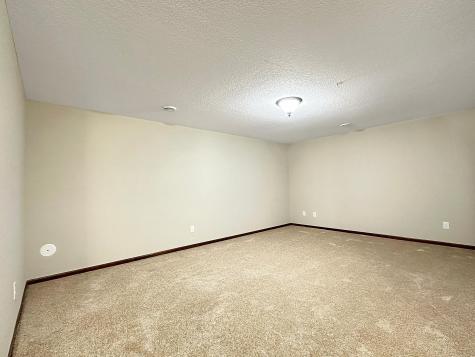 9496 Declaration Drive Chanhassen MN 55317