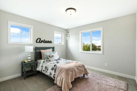 7624 22nd Avenue E Shakopee MN 55379