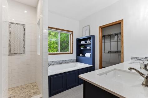 9655 Barton Trail Inver Grove Heights MN 55077