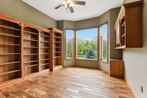 9655 Barton Trail Inver Grove Heights MN 55077