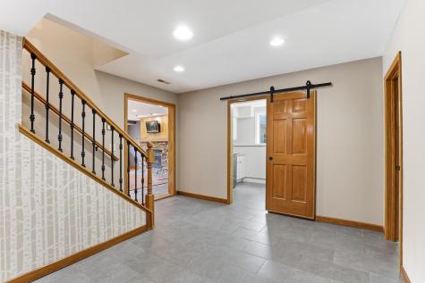 9655 Barton Trail Inver Grove Heights MN 55077