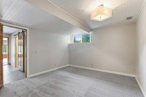 9655 Barton Trail Inver Grove Heights MN 55077